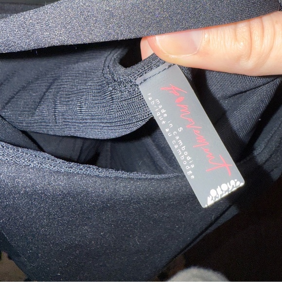 FP MOVEMENT- RIGHTEOUS RUNSIE - Picture 7 of 7